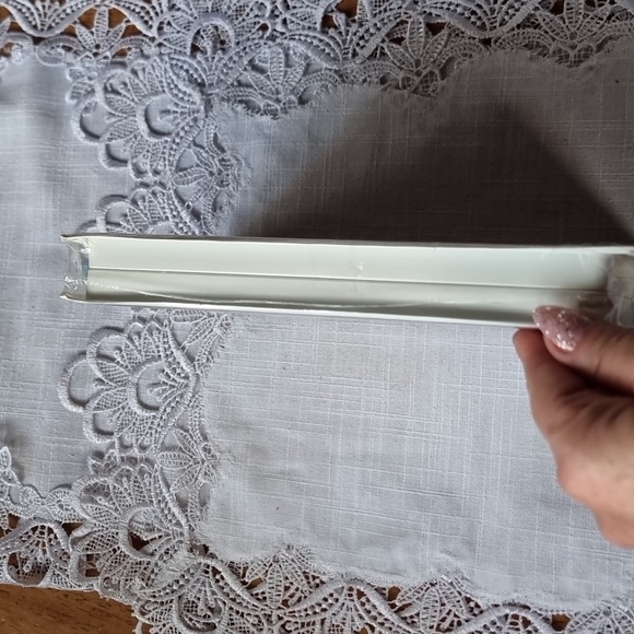 🆕️ Disney's Alice in Wonderland Masterpiece Collectible VHS - Blue and Yellow - Picture 4 of 5